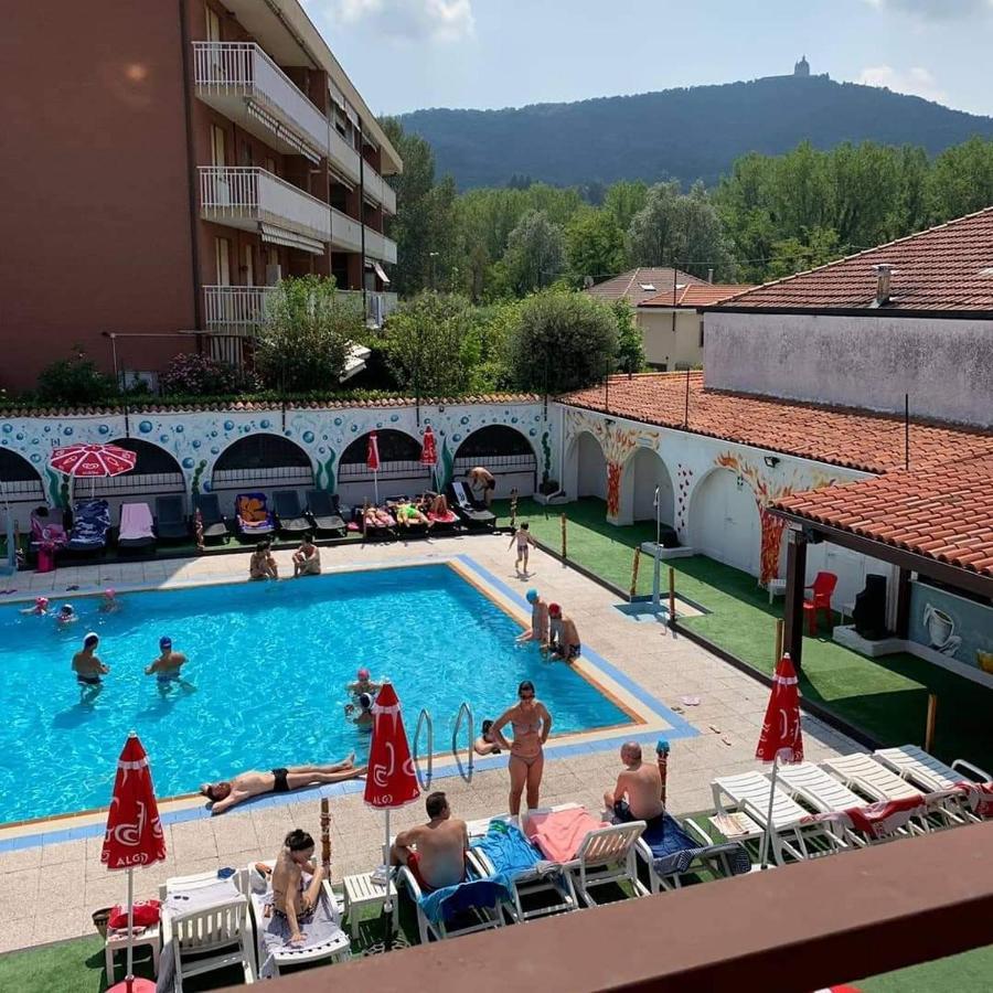 B&B The Sun Swimming & Pool Турин Екстер'єр фото